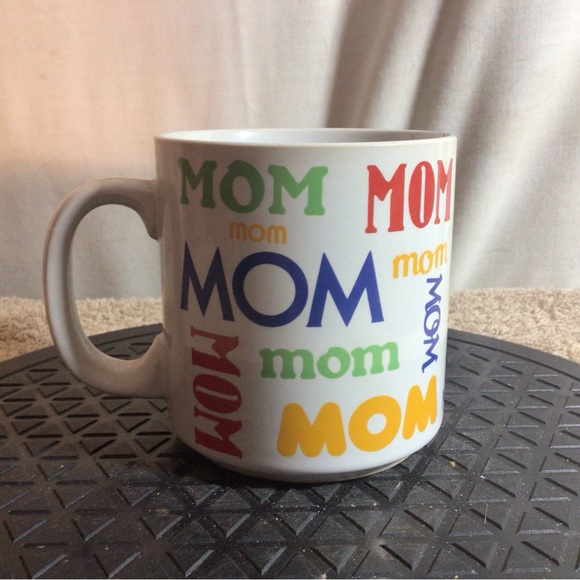 MOM Ceramic Coffee/Tea Mug White W/Multicolor Lettering Russ Berries pre-owned - Picture 7 of 12